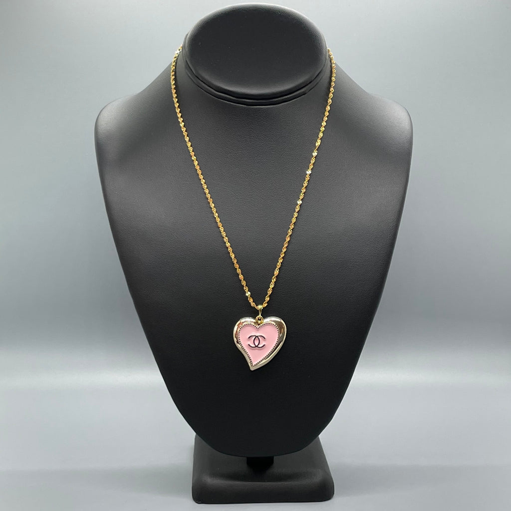 CC Pink Heart Button Necklace TC – Vintage Bond LLC
